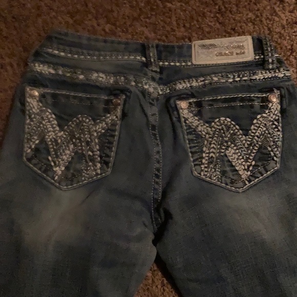 Blue jeans - Picture 2 of 3